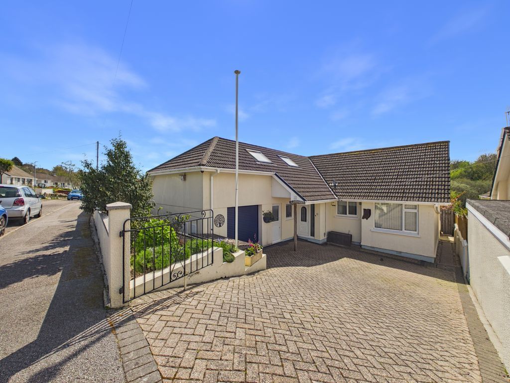 3 bed detached bungalow for saleVenton Road, Falmouth TR11