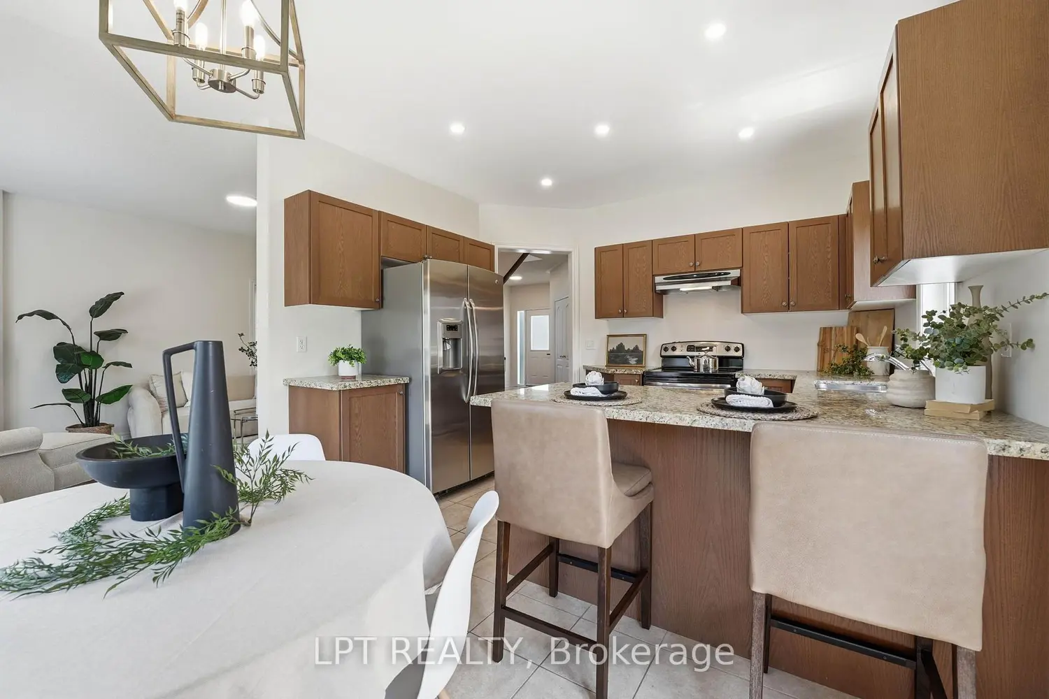 4 Millbury Road photo 5