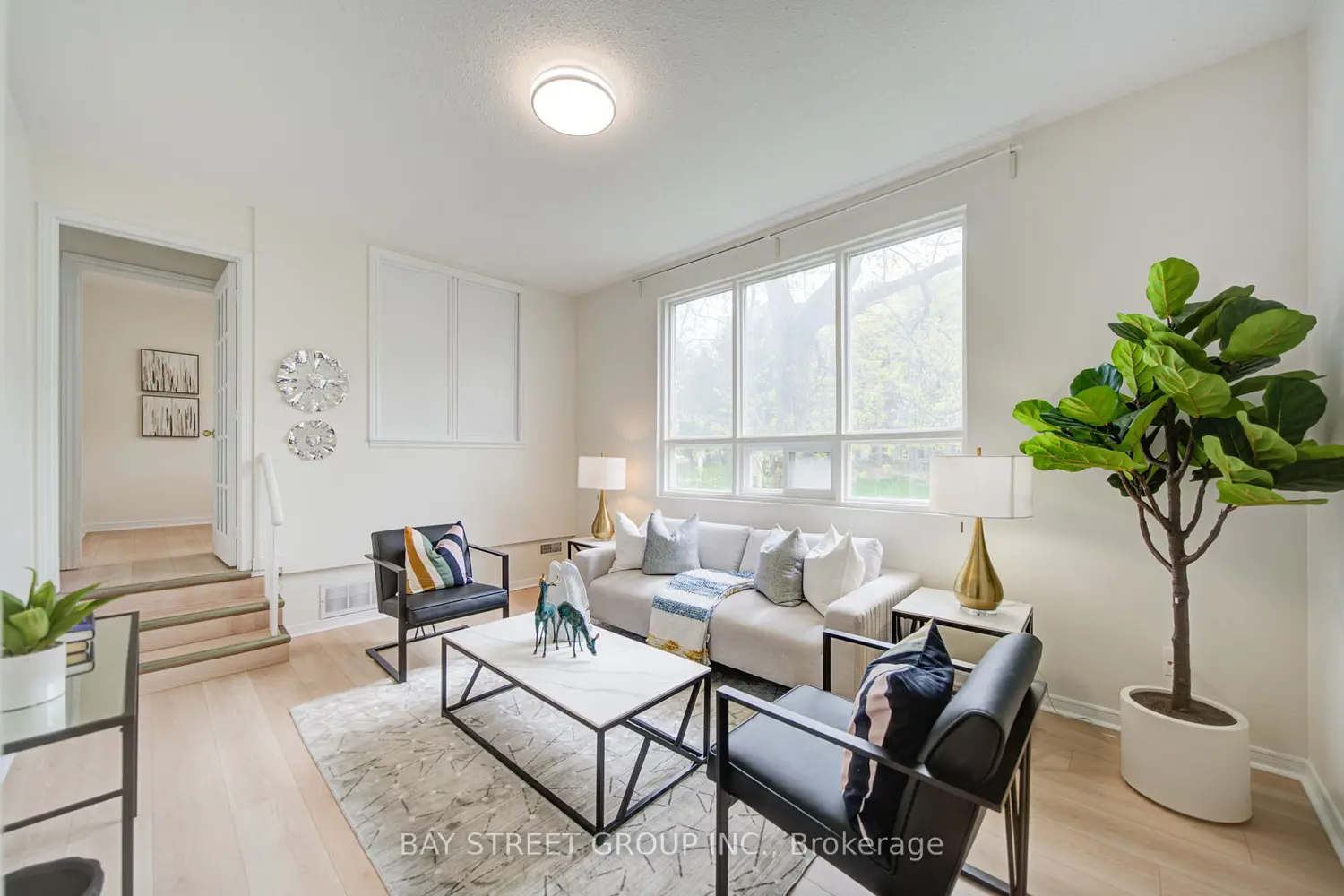 Additional image 5 of 108 Courville Coachway