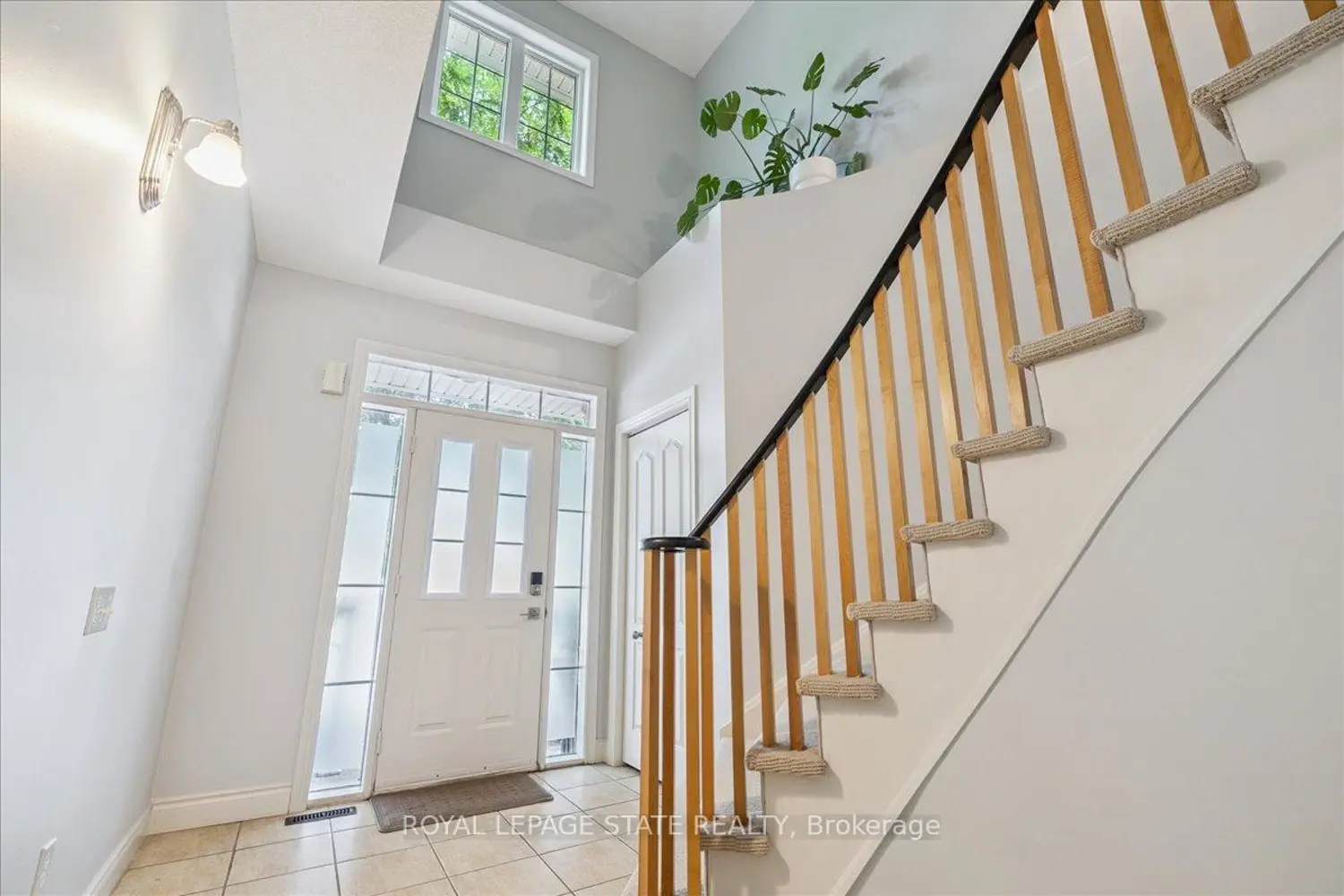 5080 Fairview Street 72 photo 4