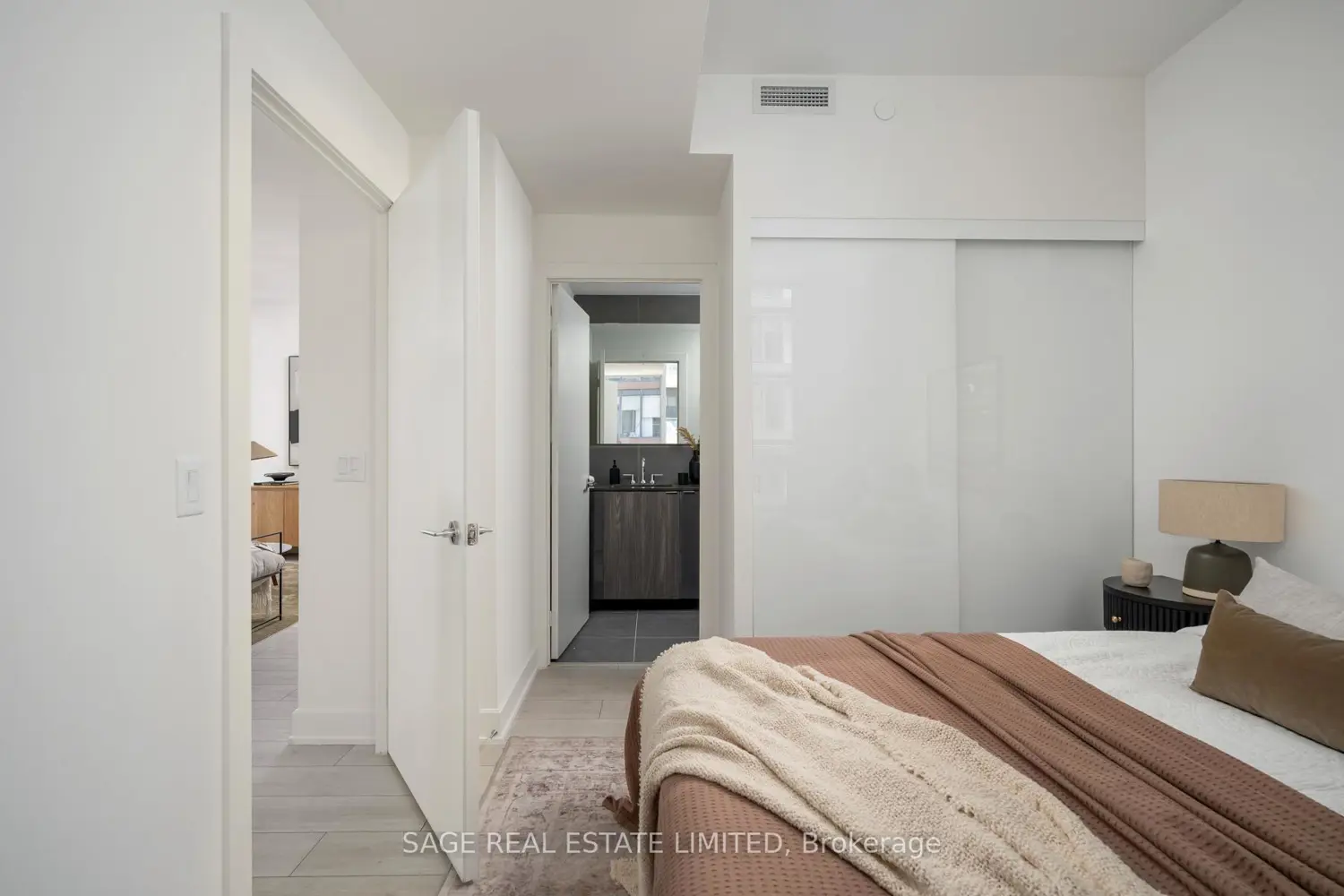 Additional image 13 of 35 Mercer Street 1712