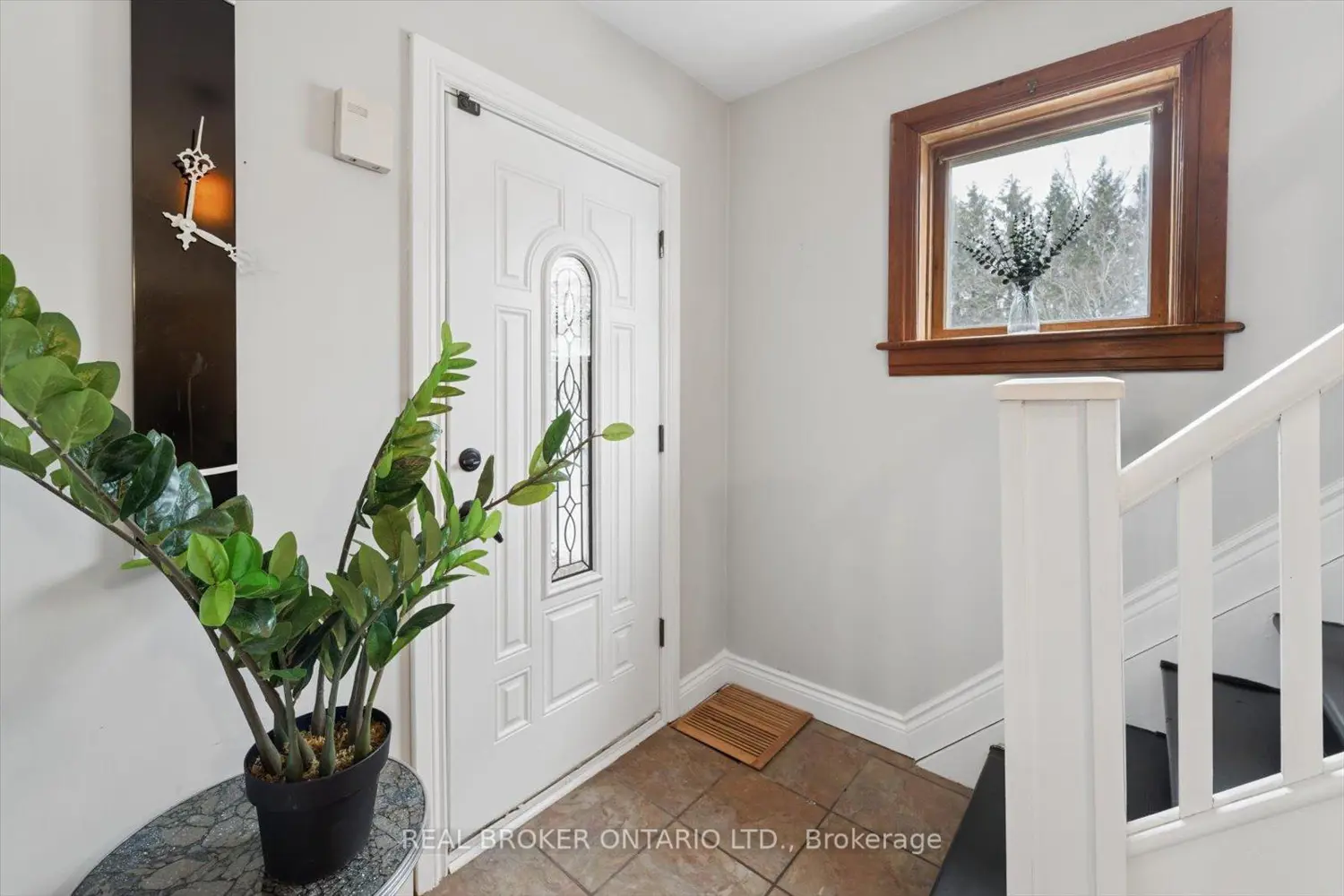 89 Rose Glen Road photo 4
