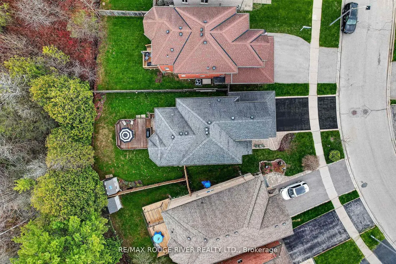 Additional image 18 of 461 Summerpark Crescent