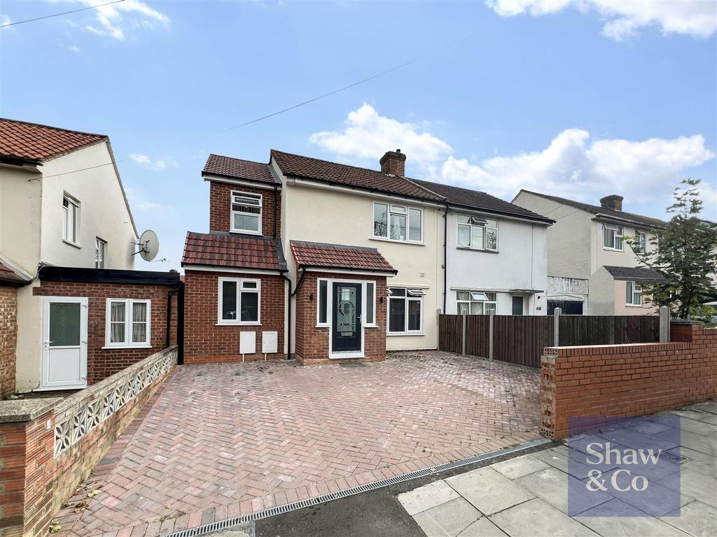 7 bed semi-detached house for saleAllenby Road, Greenford UB1
