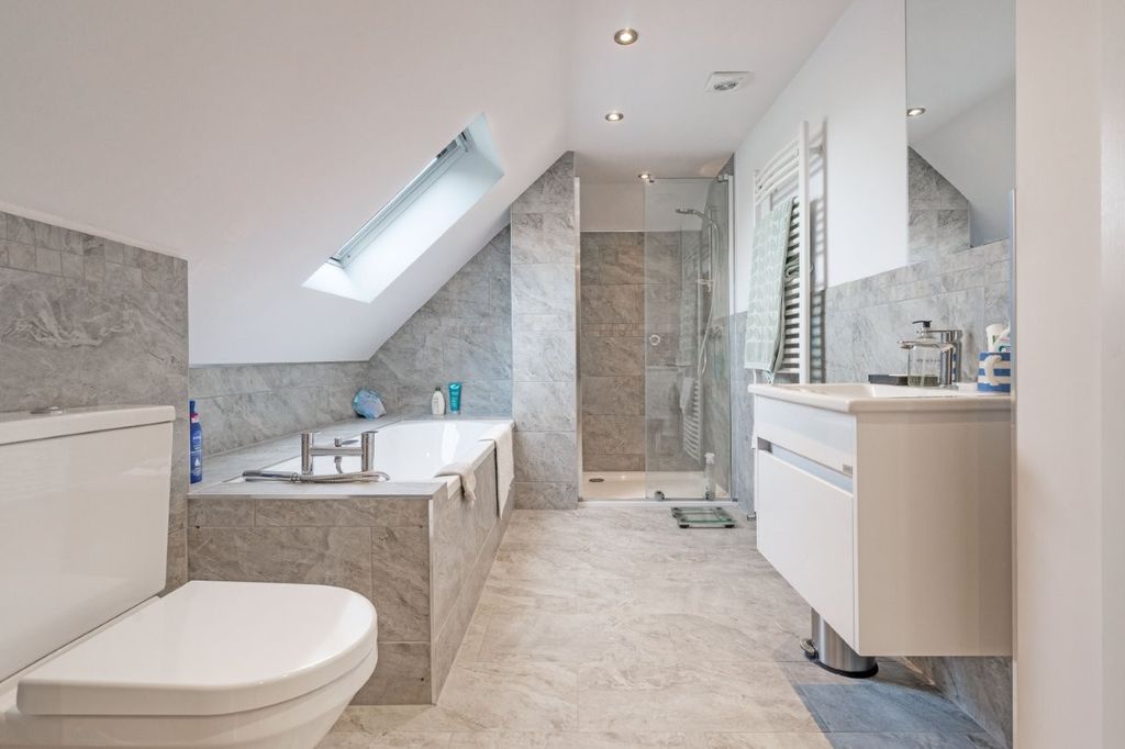 Additional image 16 of 5 bed detached house for saleSheepstreet Lane, Etchingham, East Sussex TN19