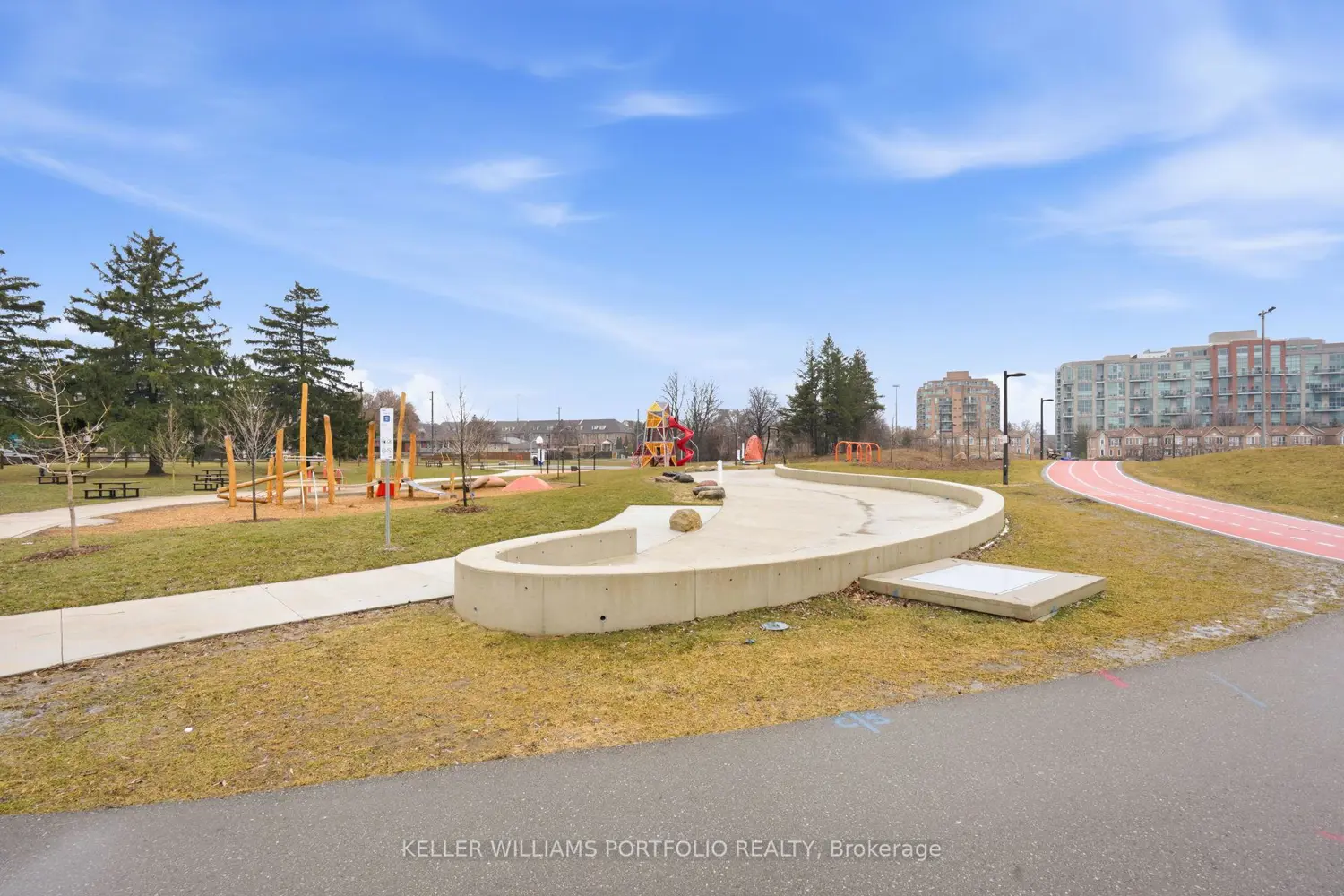 Additional image 19 of 190 Manitoba Street 802