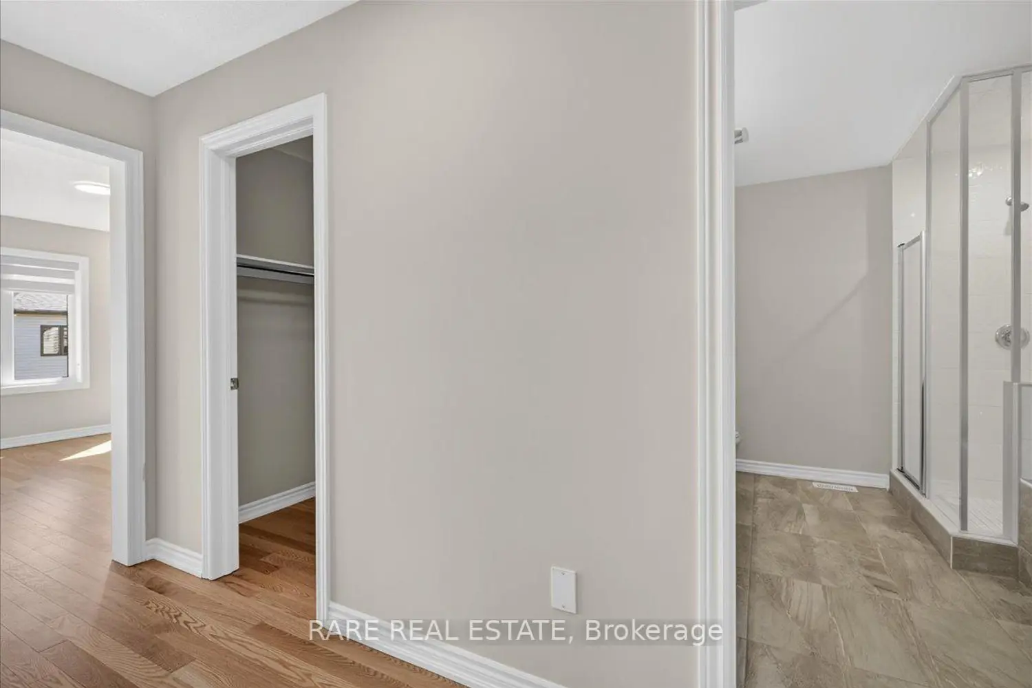 Additional image 11 of 38 Rochester Drive