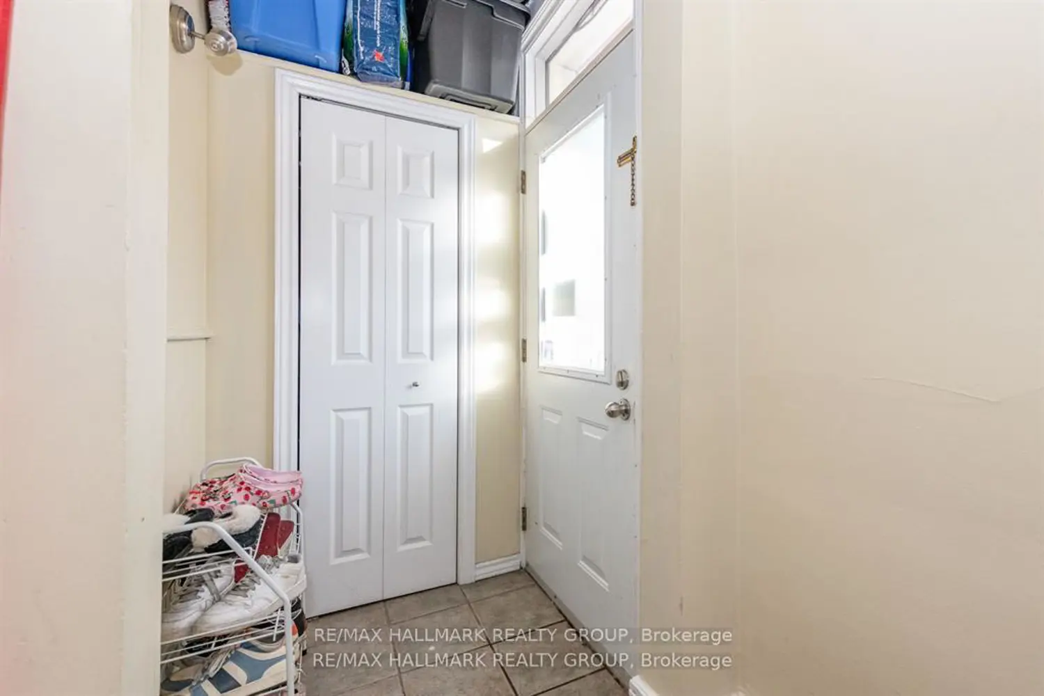 121 Osgoode Street photo 3