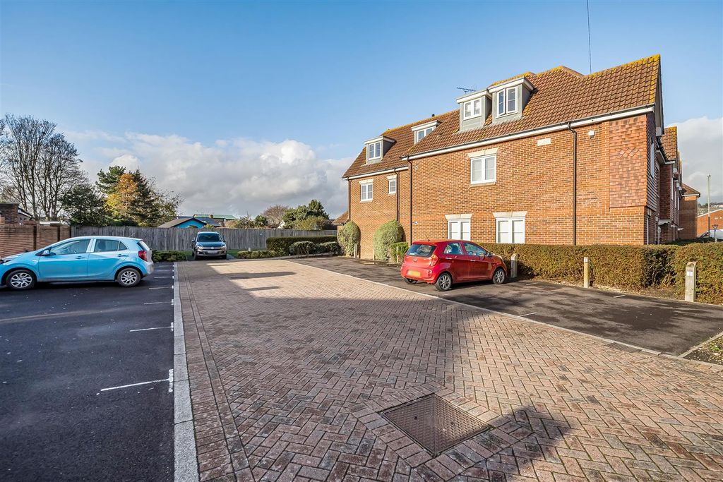 Additional image 17 of 1 bed flat for saleNelson Avenue, Portchester PO16