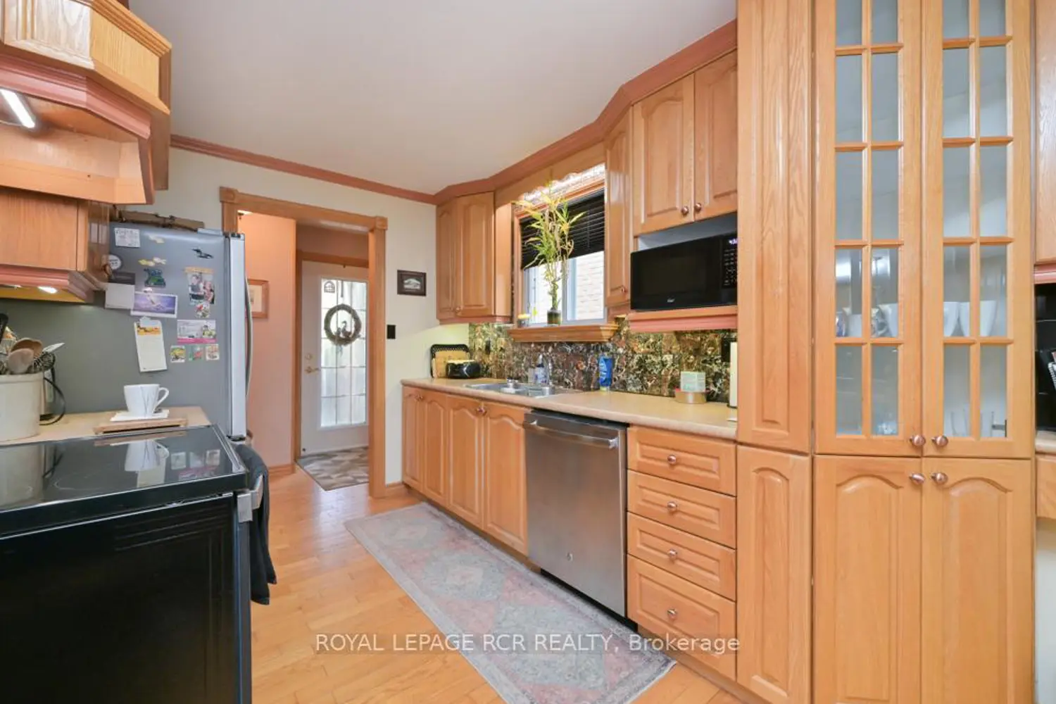 Additional image 6 of 73 Dufferin Street