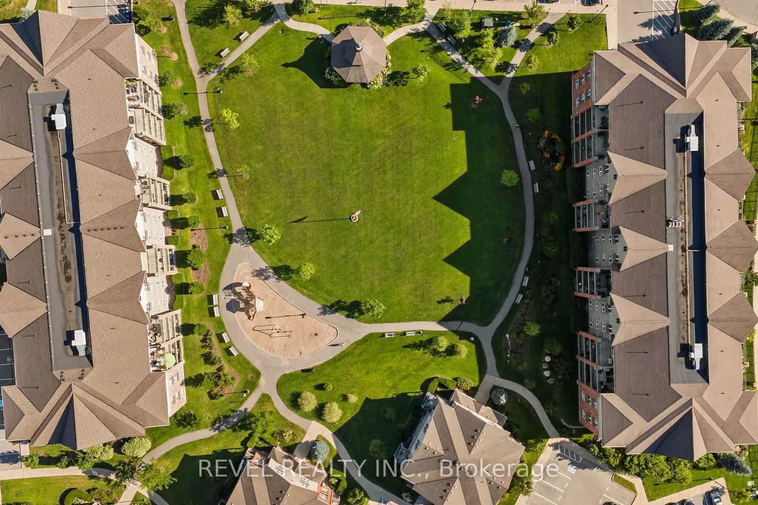 Additional image 16 of 39 Ferndale Drive 106