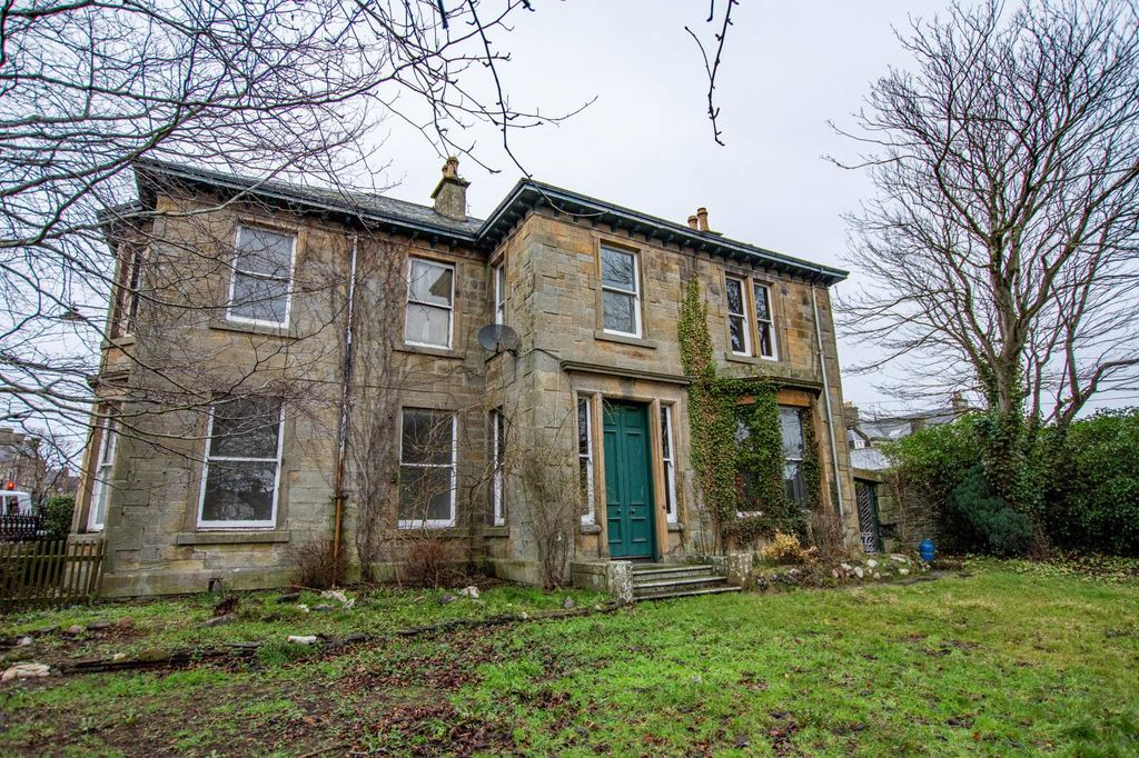 5 bed detached house for saleSir Georges Street, Thurso, Highland. KW14