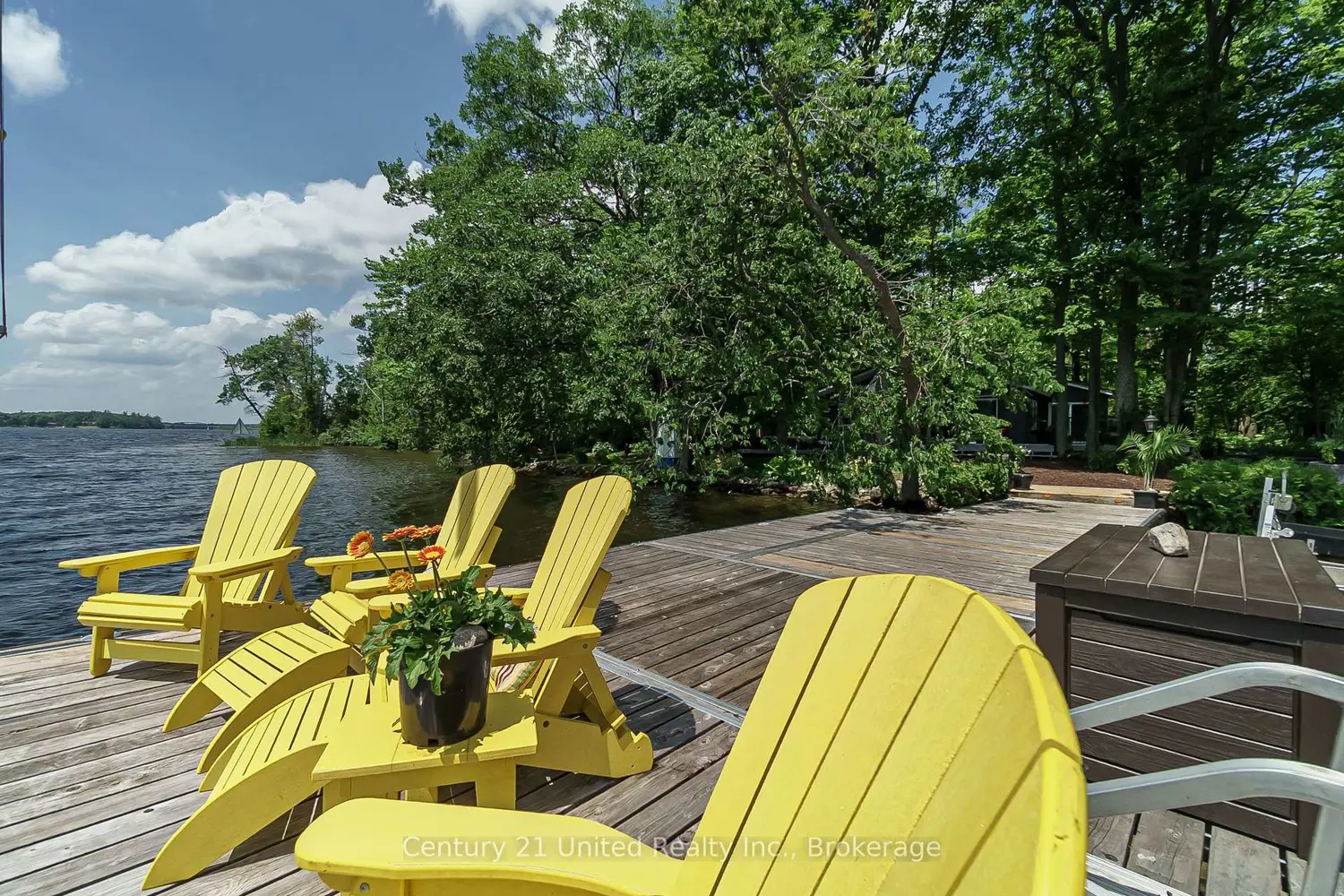 7004 Island 70 photo 5