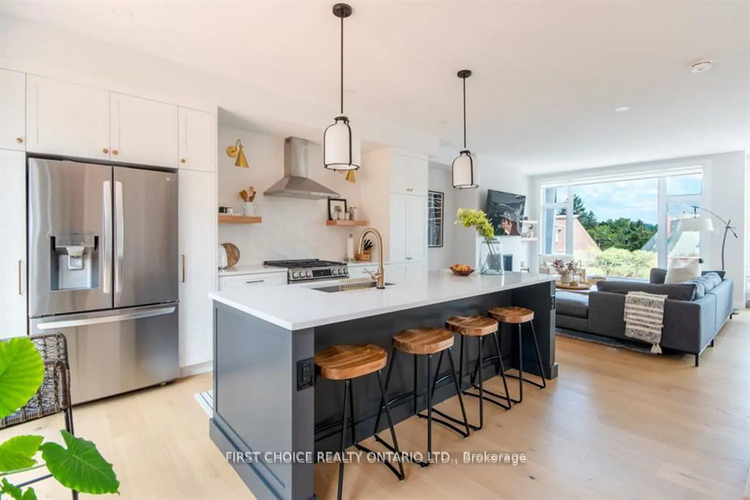 296 Riverdale Avenue photo 4