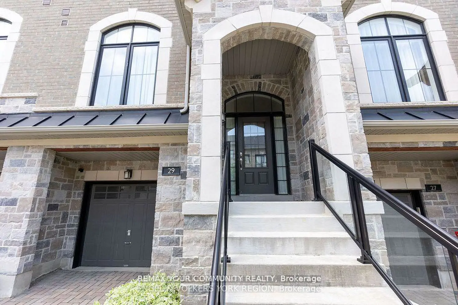 29 Nardini Lane photo 2