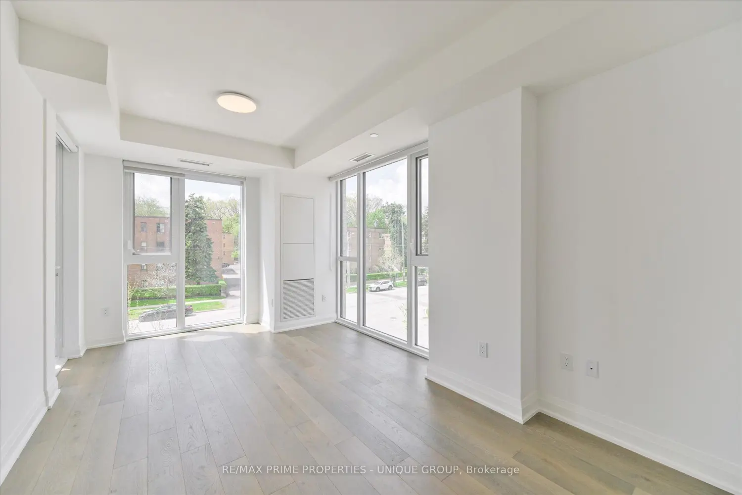 Additional image 8 of 293 The Kingsway 322