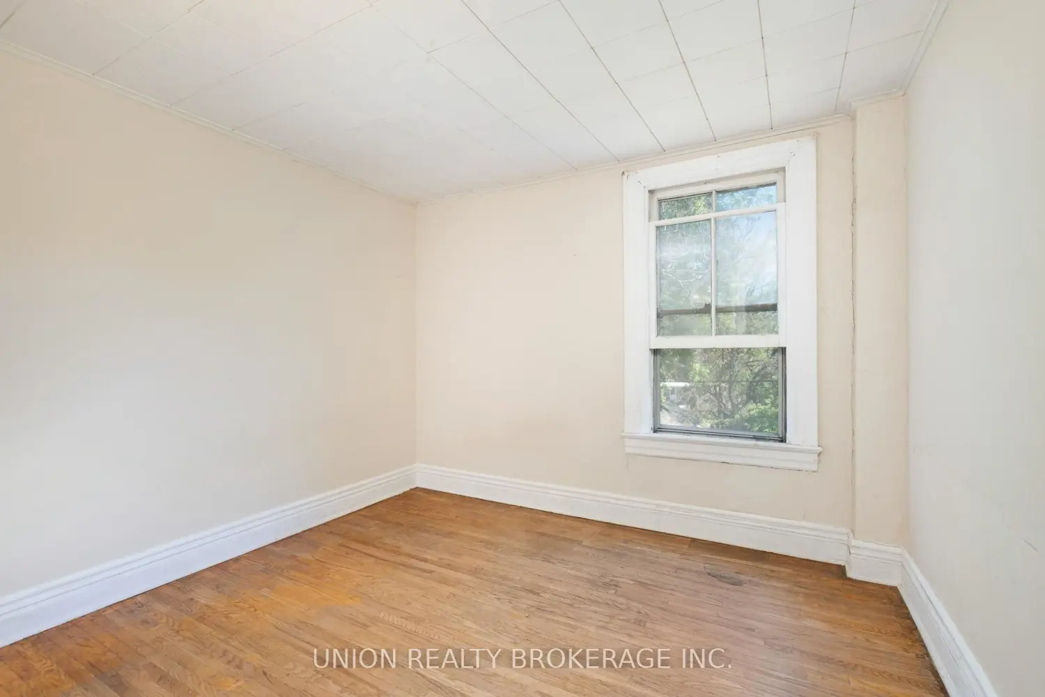 Additional image 12 of 75 Redwood Avenue