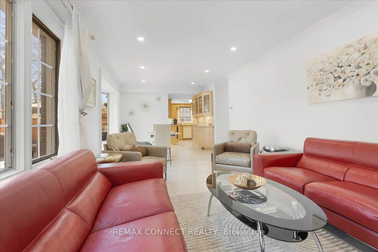 2491 Parmeer Drive photo 5