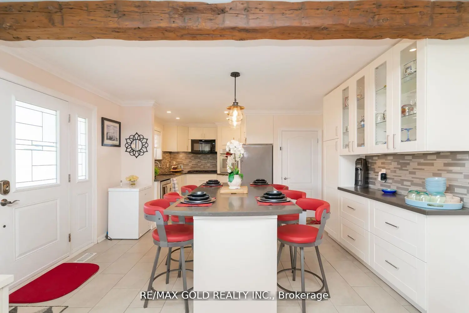 9 Ashwood Crescent photo 3