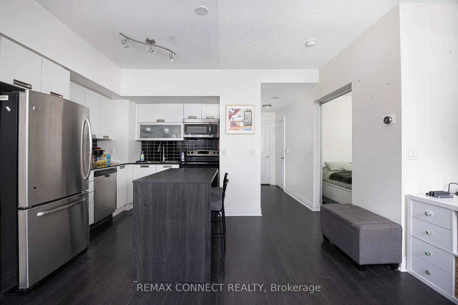 Additional image 8 of 28 Ted Rogers Way 1012