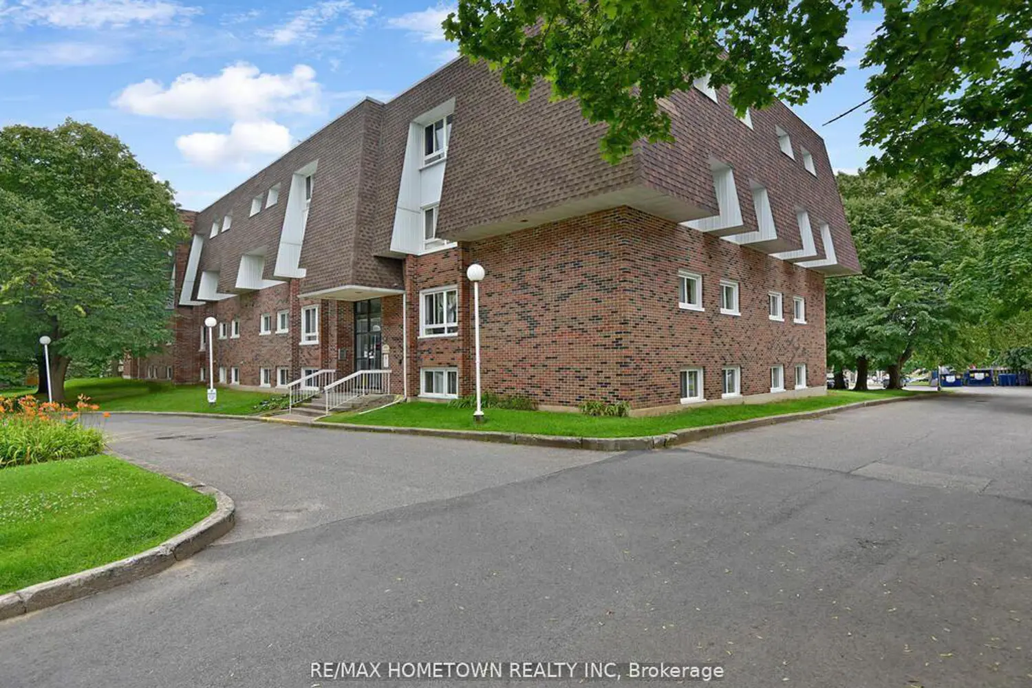 815 Kyle Court G11 photo 2