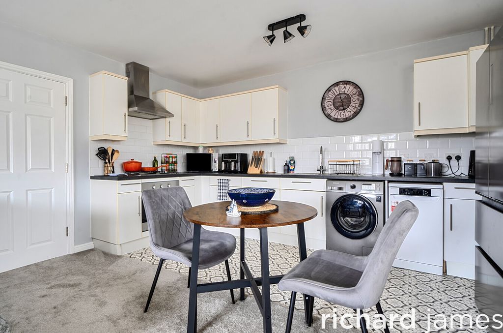 Additional image 6 of 2 bed flat for saleTruscott Avenue, Redhouse, Redhouse SN25