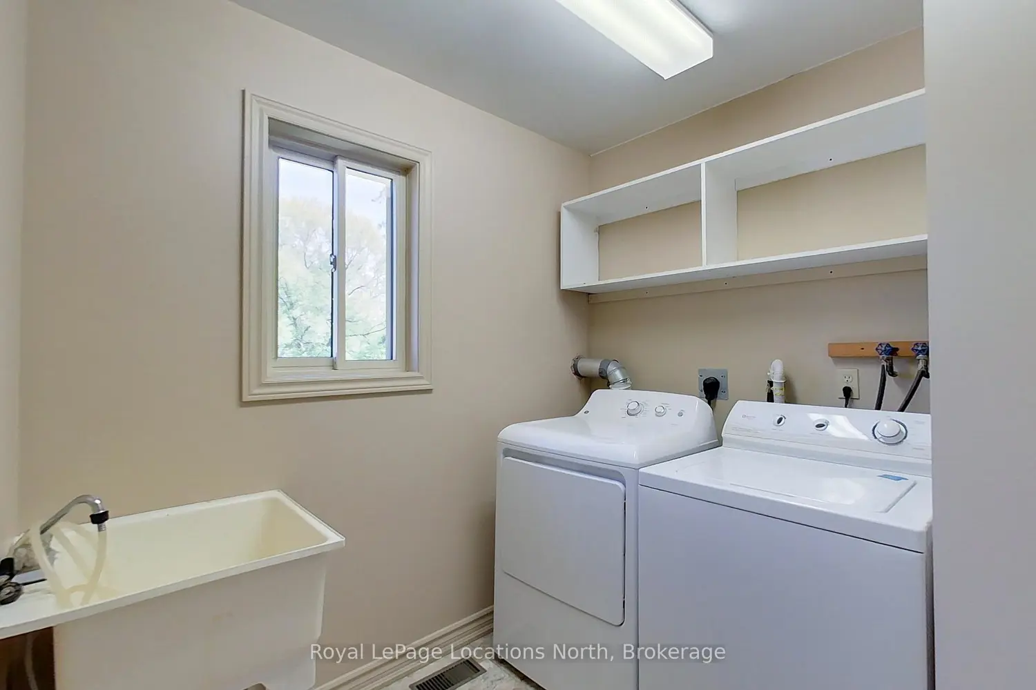 217 Dominion Drive photo 4