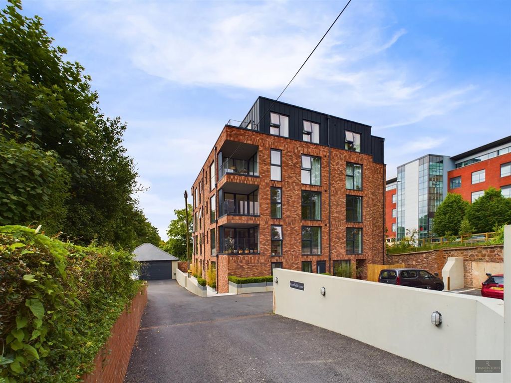 2 bed flat for sale2 Barnfield Gate, Exeter EX1