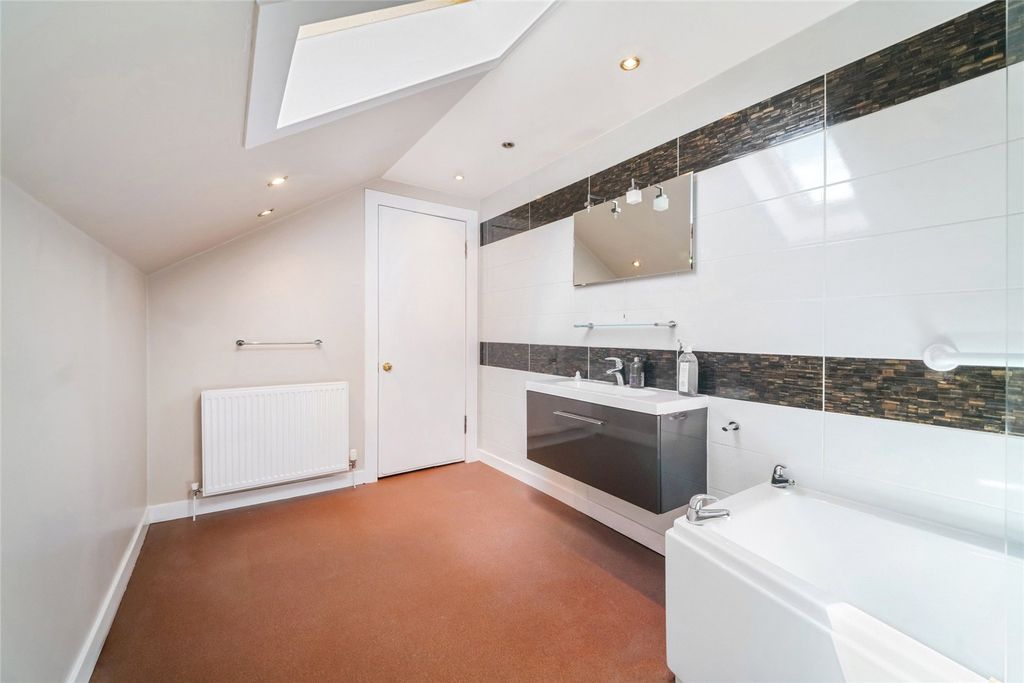 Additional image 18 of 2 bed end terrace house for saleMadeira Street, Greenock, Inverclyde PA16