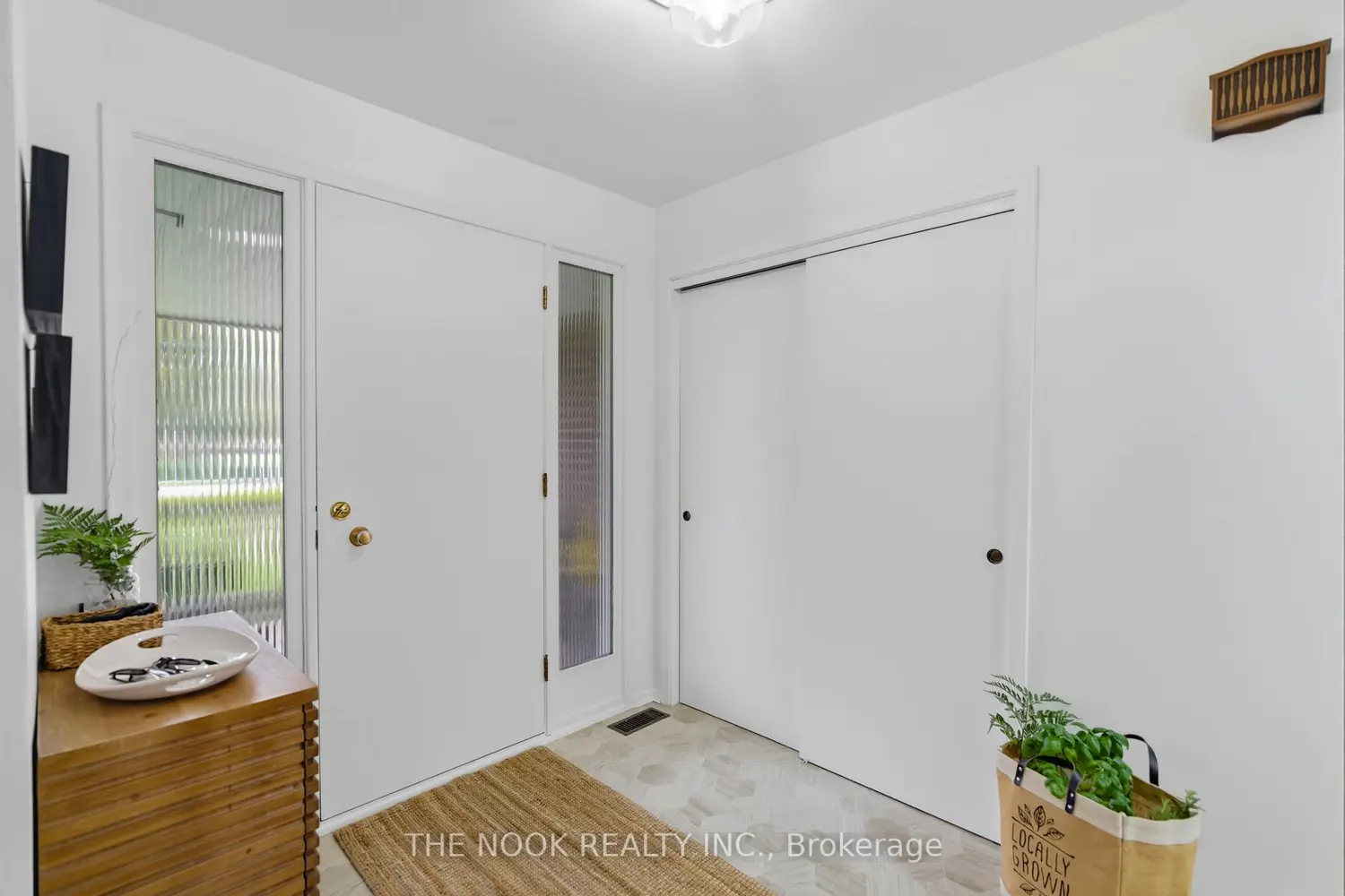 15030 Old Simcoe Road photo 2
