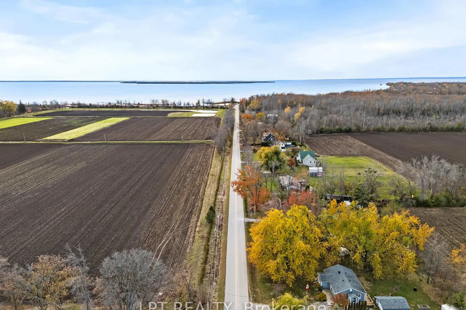 1307B Thorah Concession Rd 9 Road photo 4