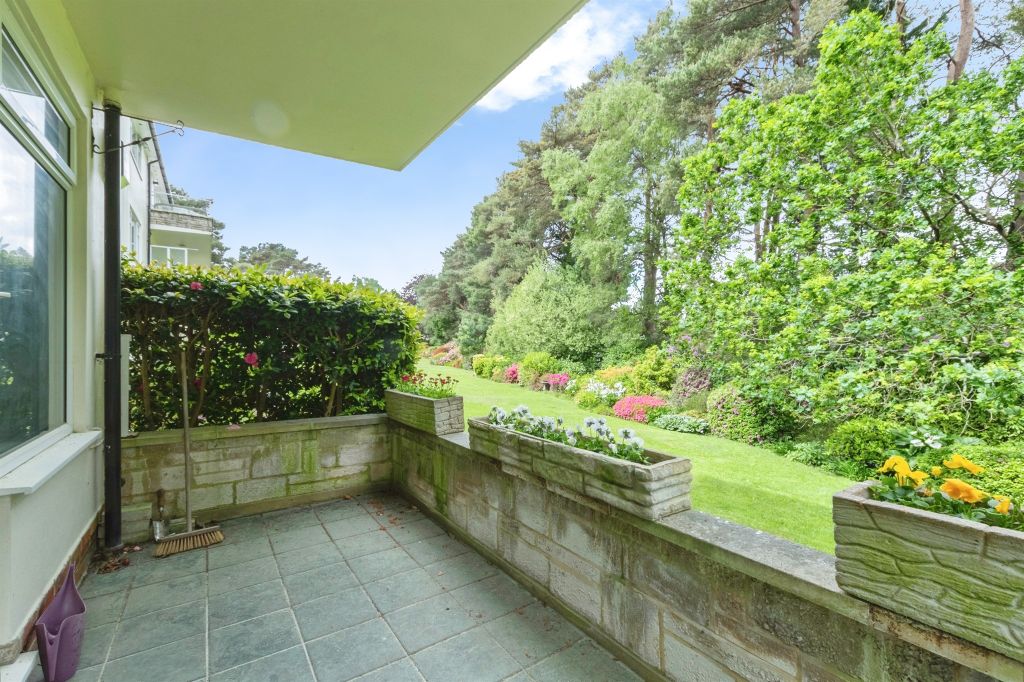Additional image 17 of 3 bed flat for saleAldridge Road, Ferndown BH22