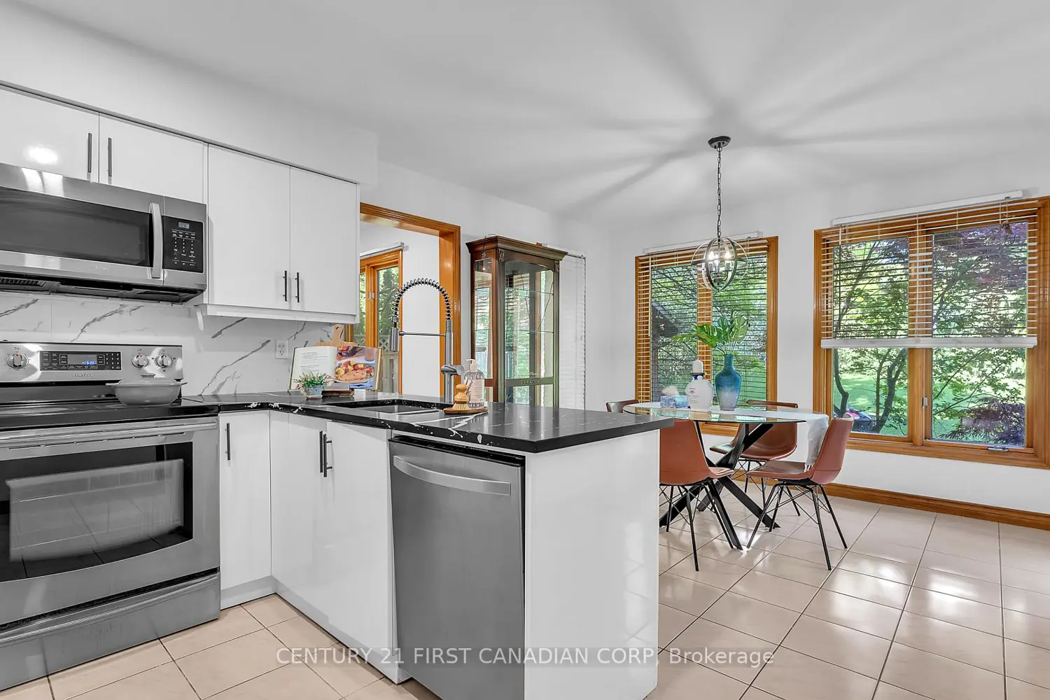 305 Andover Drive photo 5