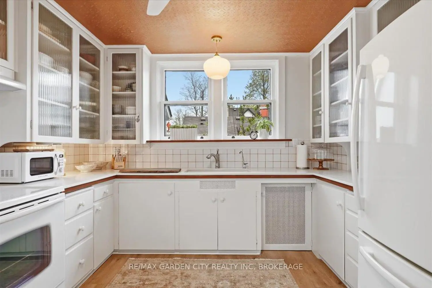 Additional image 7 of 3634 Cutler Street