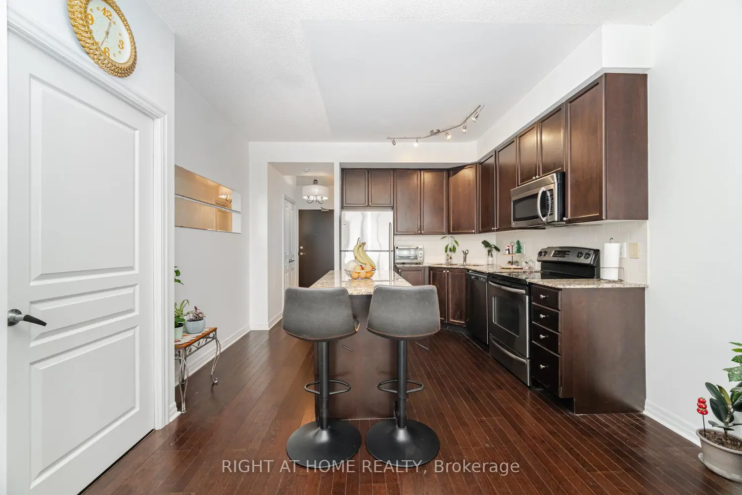 225 Webb Drive 2308 photo 3
