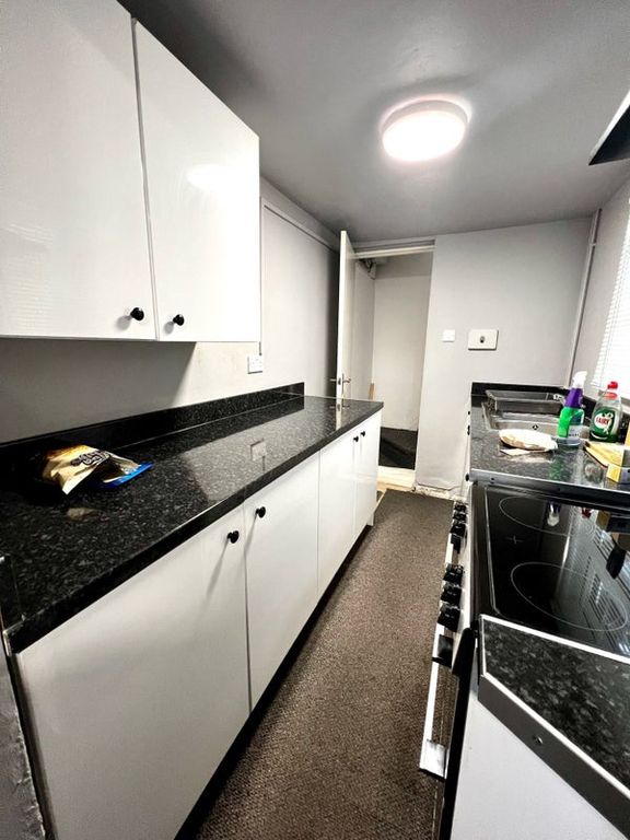 Additional image 5 of 1 bed flat for saleSkinner Street, Gillingham ME7