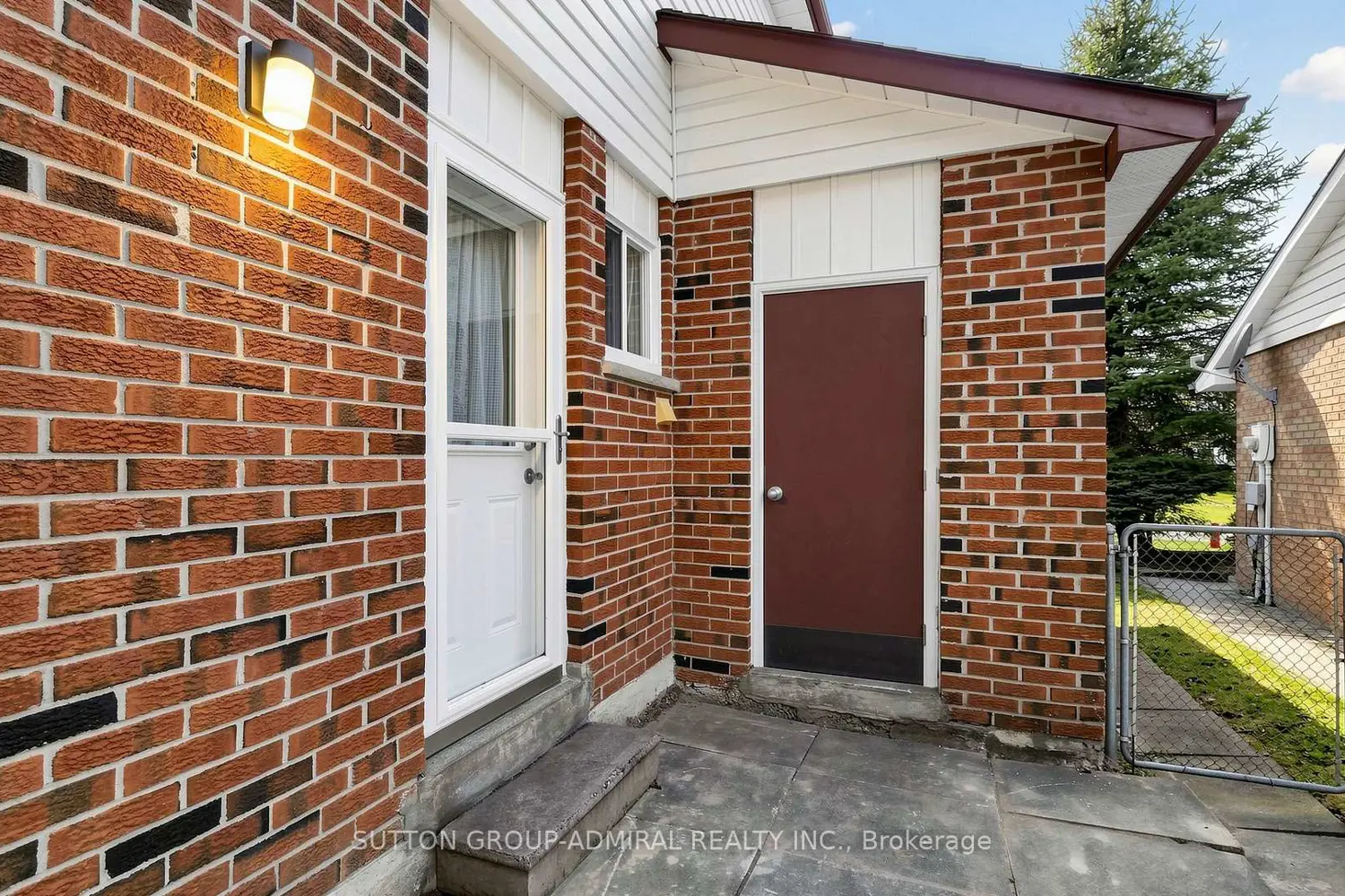Additional image 18 of 45 Howlett Avenue