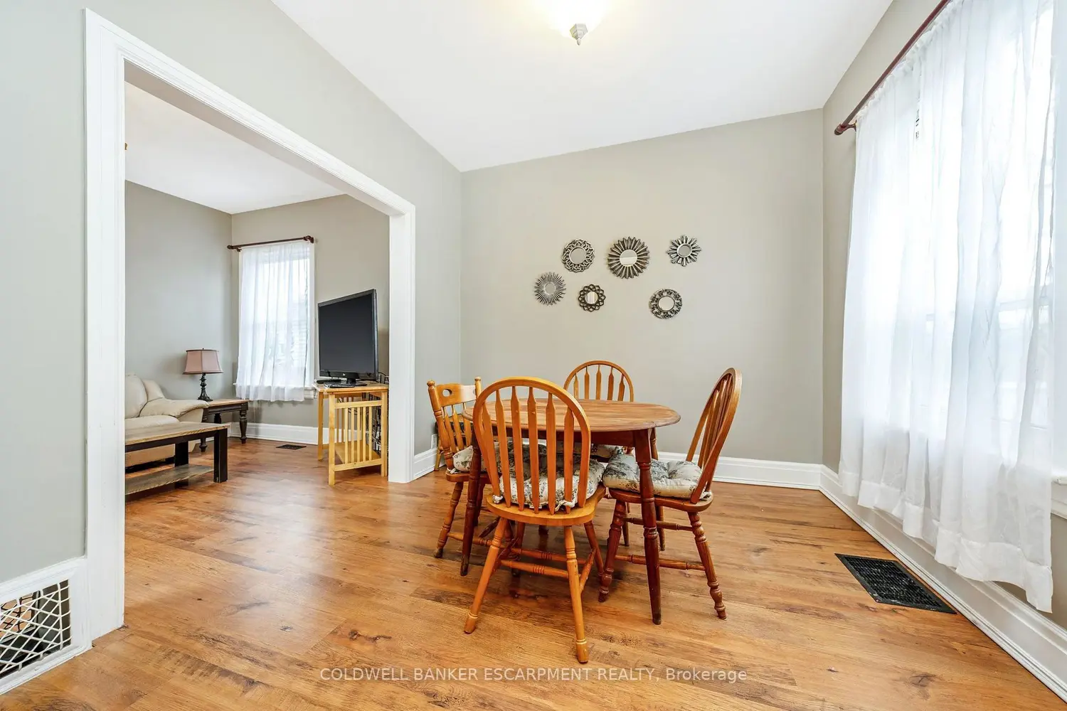 122 Cedar Street photo 5
