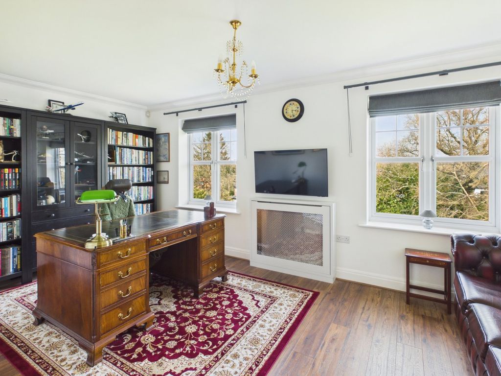 Additional image 6 of 2 bed flat for salePackhorse Road, Gerrards Cross, Buckinghamshire SL9