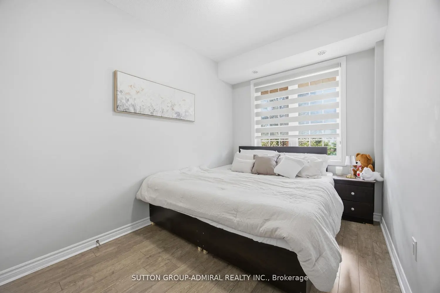 Additional image 13 of 180 Howden Boulevard 56