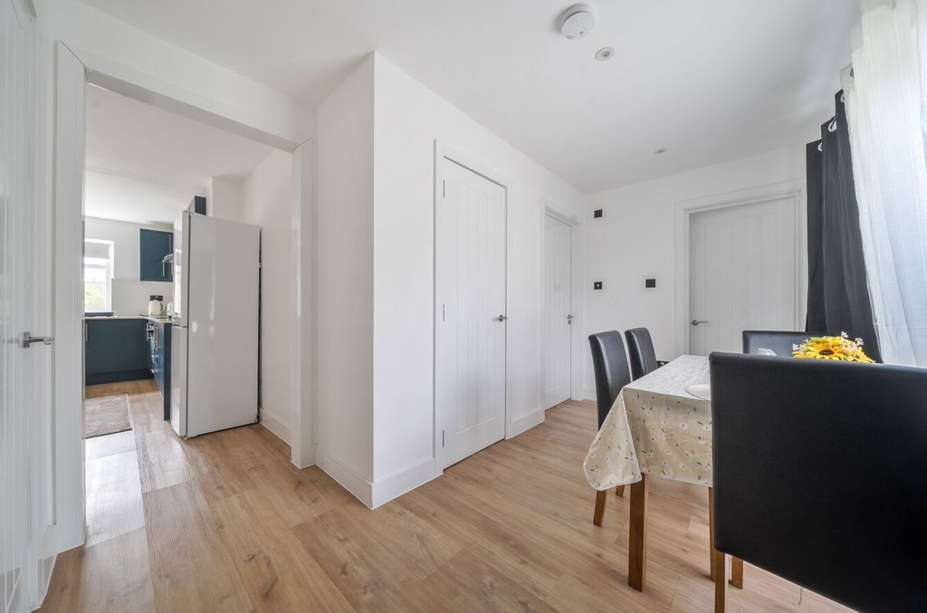 Additional image 5 of Property for saleHighlands Road, Fareham, Hampshire PO15