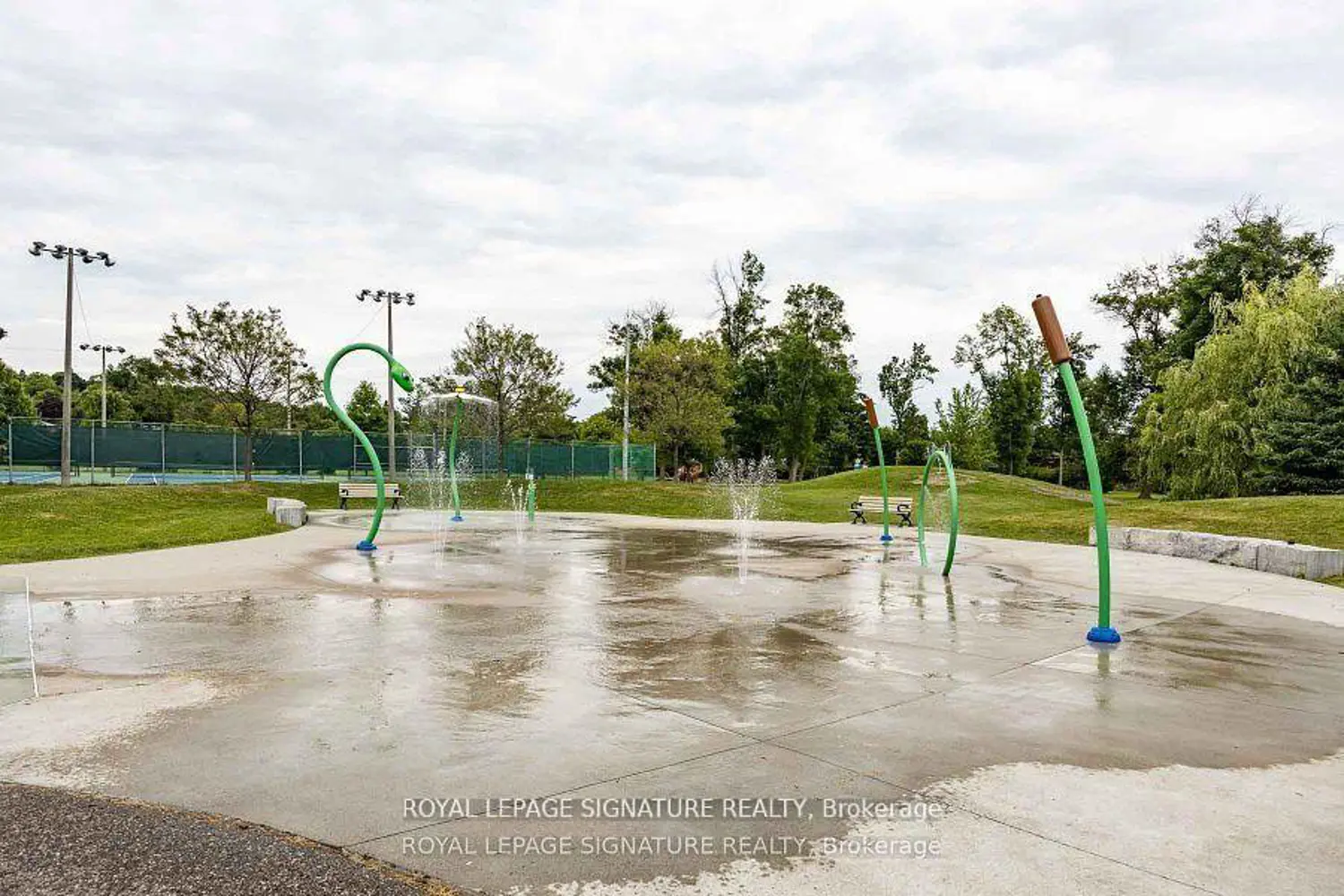 Additional image 16 of 105 Catalina Drive