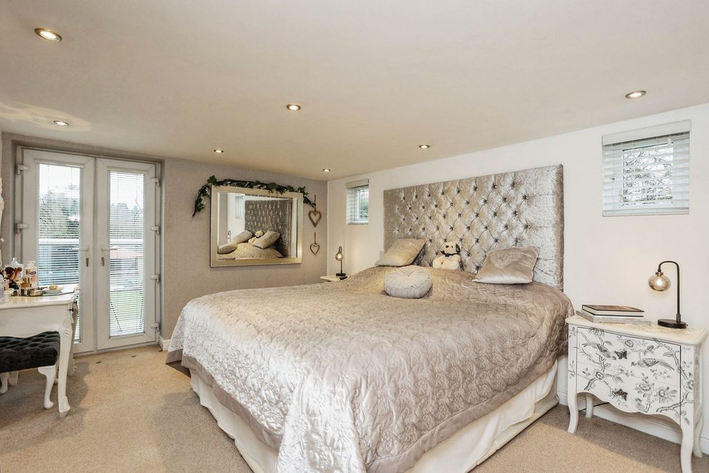 Additional image 18 of 6 bed detached house for saleNorth Parade, Grantham NG31