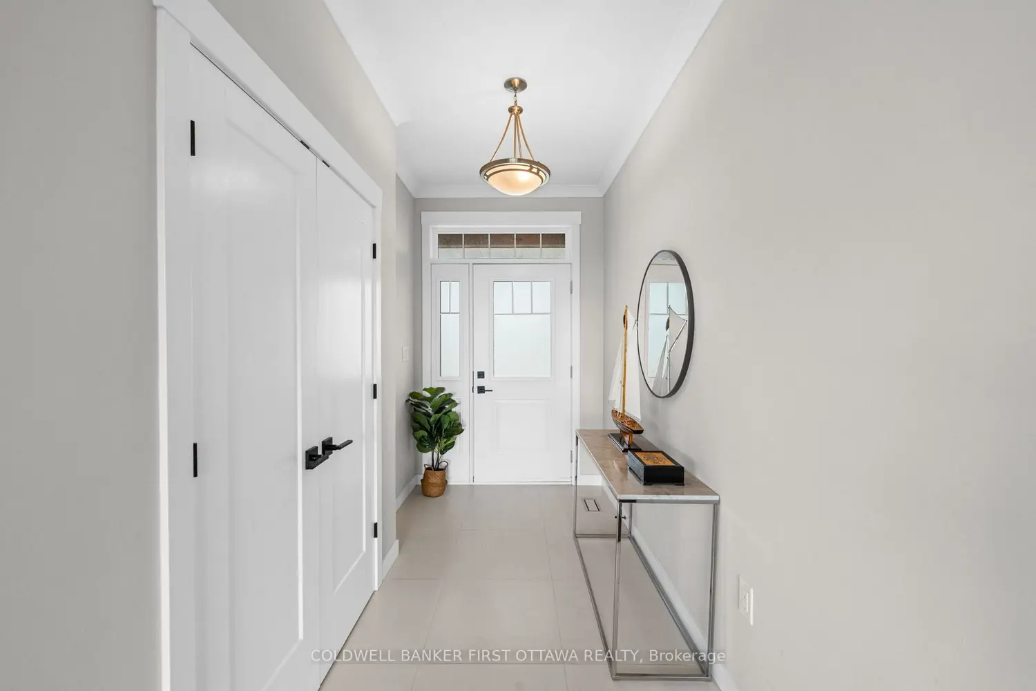 1027 Matheson Drive photo 2