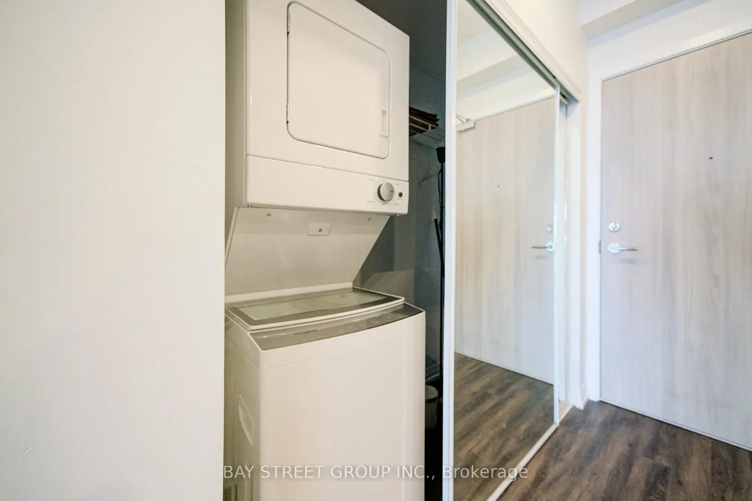 Additional image 5 of 75 Canterbury Place 1509