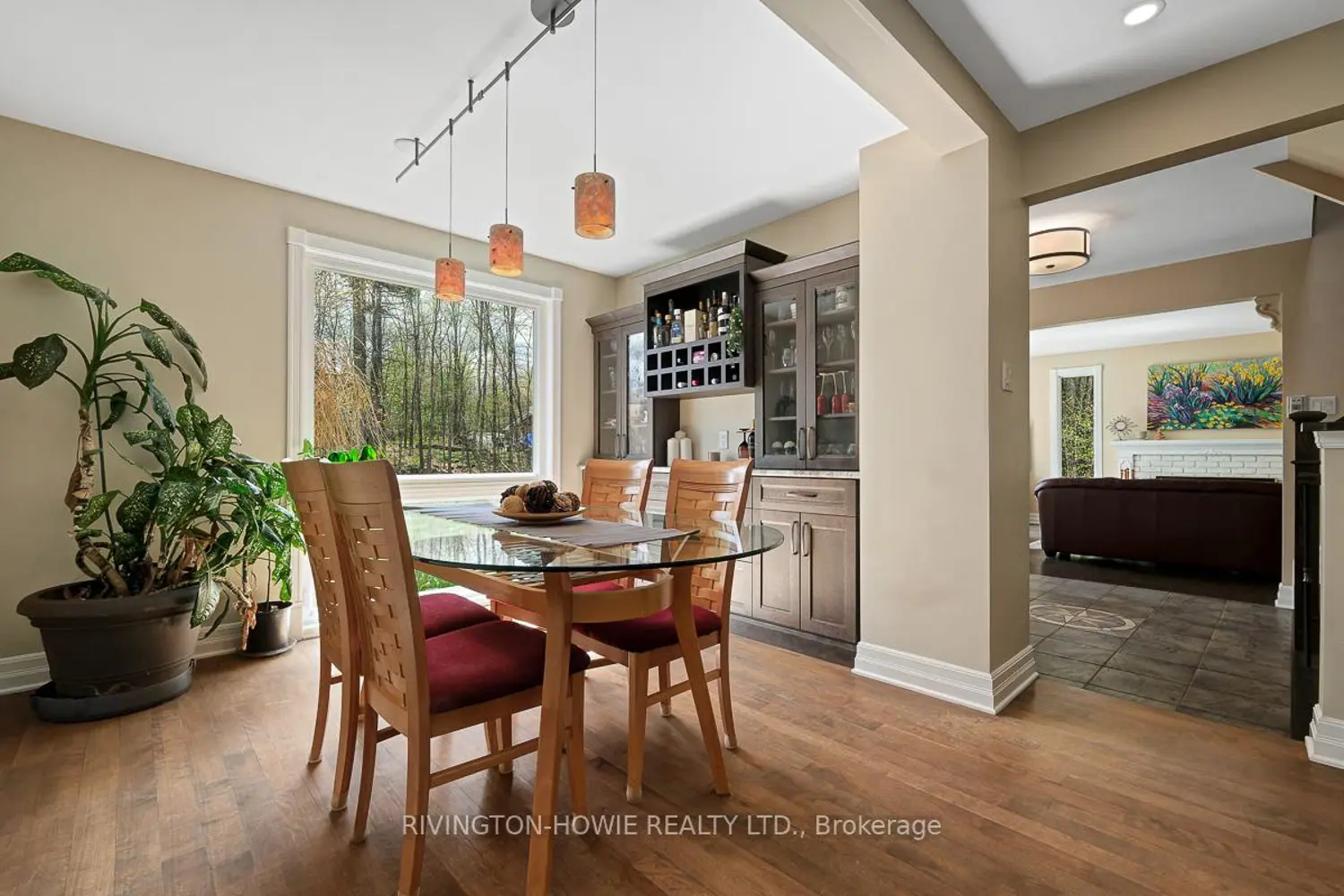 104 Tall Forest Drive photo 2