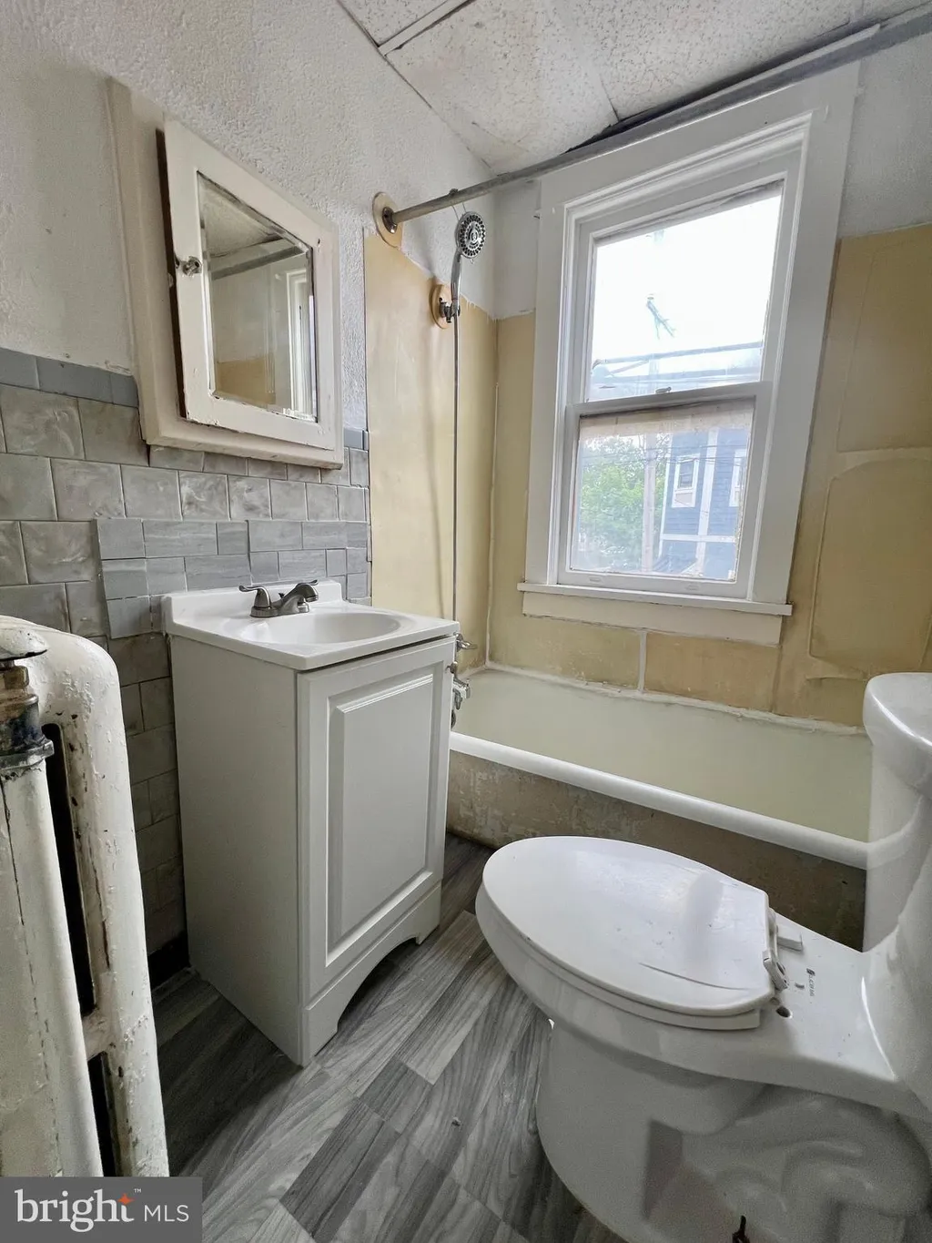 Additional image 11 of 1001 Clifton Avenue Unit 2F, Darby, PA 19023