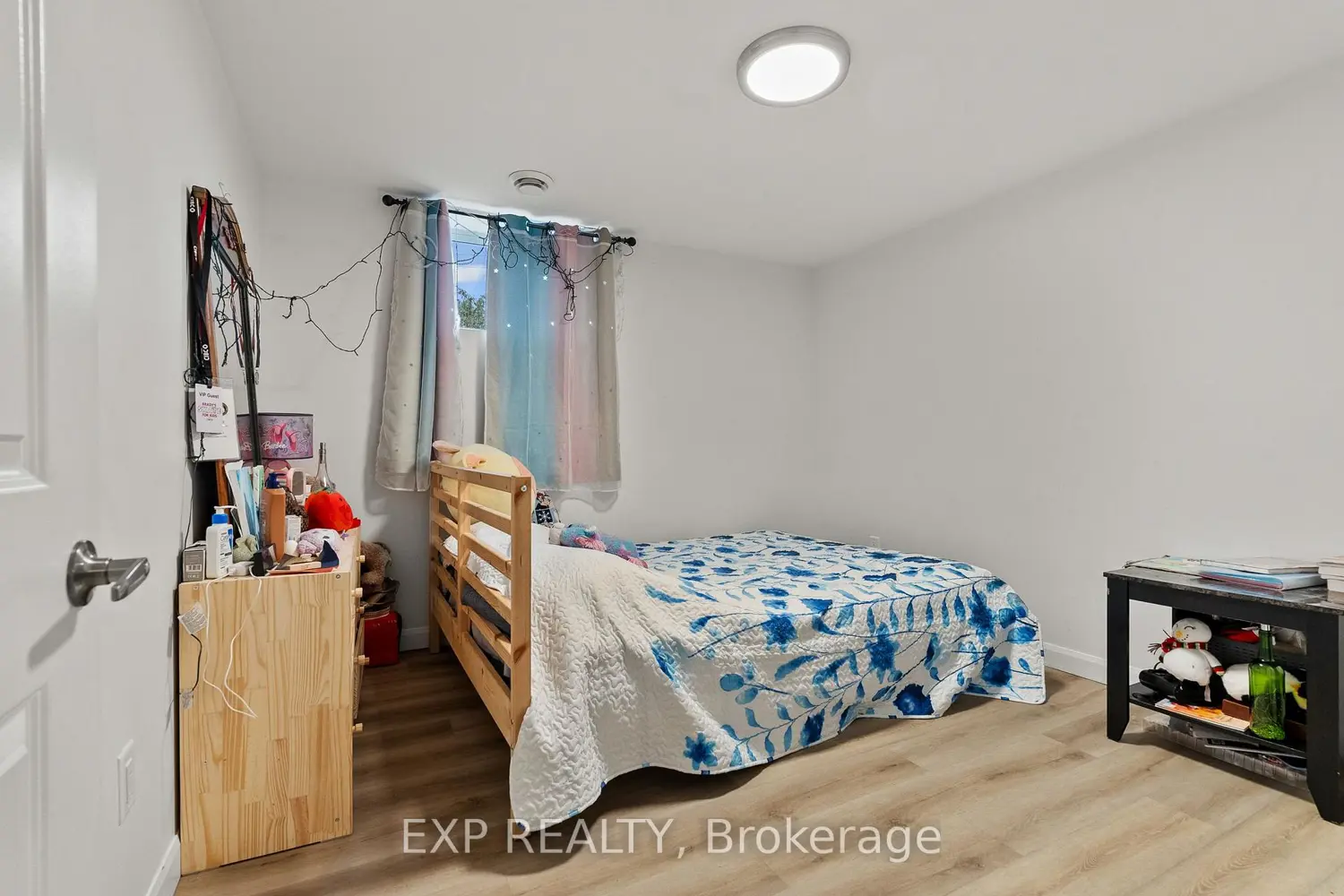 Additional image 16 of 692 Claude Street