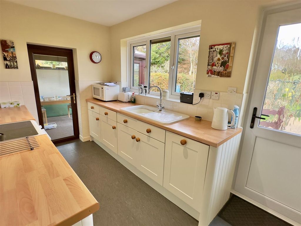 Additional image 5 of 3 bed detached bungalow for saleFreshwater Bay, Isle Of Wight PO40