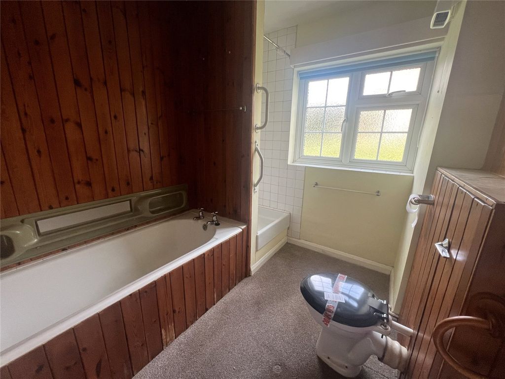 Additional image 6 of 2 bed flat for saleCranbrook Court, Fleet, Hampshire GU51